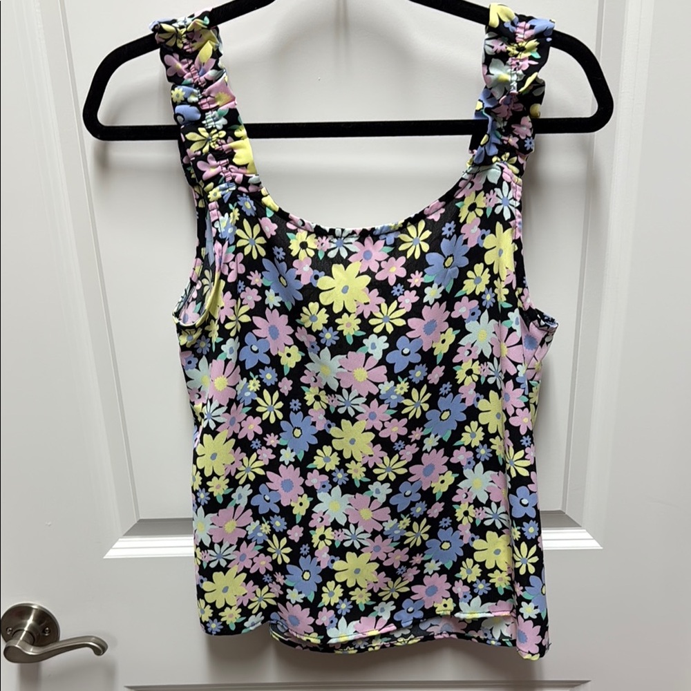 Floral Ruffled Tank Top - Picture 5 of 5